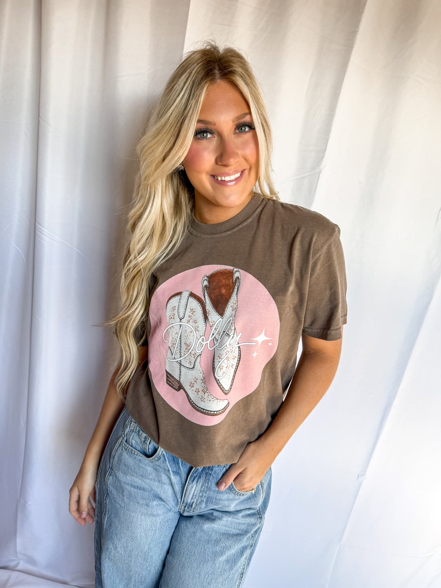 Dolly Boots Tee